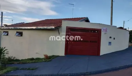 Casa para venda em Brodowski de 48.00m² com 2 Quartos, 1 Suite e 3 Garagens