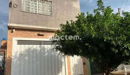 Sobrado para venda em Parque Ribeirão Preto de 218.00m² com 3 Quartos e 1 Garagem