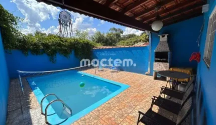 Casa para venda em Jardinópolis de 235.00m² com 2 Quartos, 1 Suite e 2 Garagens