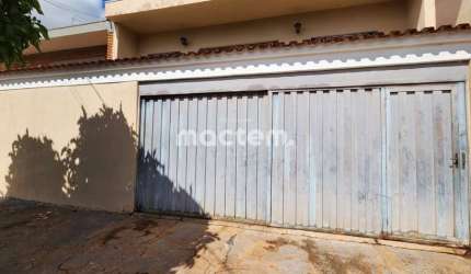 Sobrado para venda em Parque Dos Bandeirantes de 291.00m² com 4 Quartos, 1 Suite e 3 Garagens