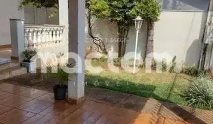 Casa para venda em Jardim Canaã de 180.00m² com 4 Quartos, 2 Suites e 2 Garagens