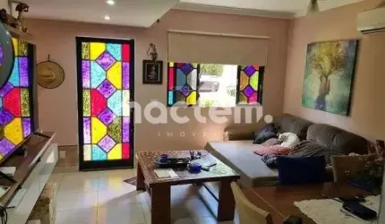 Sobrado para venda em Vila Tibério de 183.00m² com 3 Quartos, 1 Suite e 2 Garagens