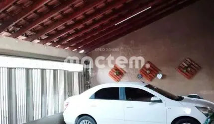 Casa para venda em Parque Dos Pinus de 120.00m² com 2 Quartos e 2 Garagens