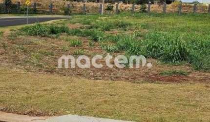 Terreno para venda em Cravinhos de 421.00m²
