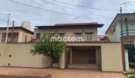 Sobrado para venda em Ribeirânia de 272.00m² com 3 Quartos, 3 Suites e 5 Garagens