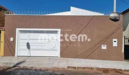 Casa para venda em Vila Tibério de 150.00m² com 3 Quartos e 2 Garagens