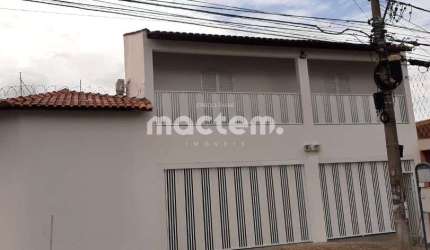 Sobrado para venda em Sumarezinho de 482.00m² com 4 Quartos e 4 Garagens