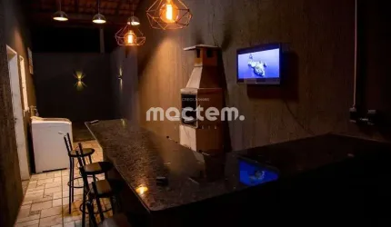 Casa para venda em Parque Dos Flamboyans de 171.00m² com 2 Quartos e 3 Garagens