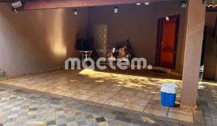 Casa para venda em Parque Residencial Cidade Universitária de 189.00m² com 3 Quartos, 1 Suite e 2 Garagens