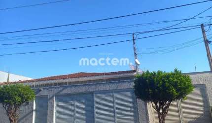 Casa para venda em Jardim Sumaré de 228.00m² com 4 Quartos, 2 Suites e 4 Garagens