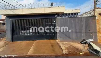 Casa para venda em Sumarezinho de 144.00m² com 3 Quartos, 1 Suite e 2 Garagens