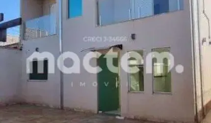 Sobrado para venda em Bonfim Paulista de 140.00m² com 3 Quartos, 1 Suite e 4 Garagens