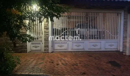 Casa para venda em Sumarezinho de 250.00m² com 4 Quartos, 1 Suite e 1 Garagem