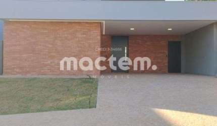 Casa de Condomínio para venda em Condomínio Bella Città de 181.00m² com 3 Quartos, 3 Suites e 4 Garagens