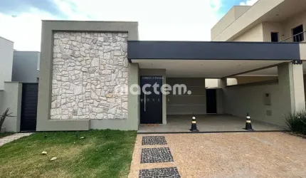 Casa de Condomínio para venda em Vila Do Golf de 195.00m² com 3 Quartos, 3 Suites e 4 Garagens