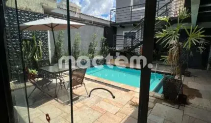 Sobrado para venda em Jardim Sumaré de 350.00m² com 4 Quartos, 4 Suites e 4 Garagens