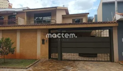 Sobrado para venda em Ribeirânia de 296.00m² com 3 Quartos, 1 Suite e 4 Garagens