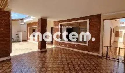 Casa para venda em Jardim São Luiz de 175.00m² com 3 Quartos, 1 Suite e 2 Garagens