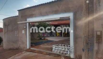 Casa para venda em Jardinópolis de 150.00m² com 4 Quartos e 5 Garagens