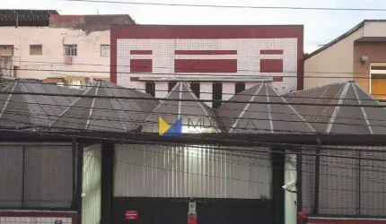 Galpão / Depósito / Armazém para venda e aluguel em Jardim Tranqüilidade de 550.00m² com 8 Garagens