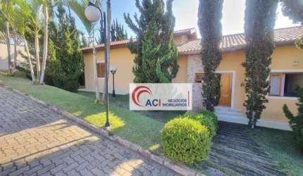 Casa de Condomínio para venda em Granja Viana de 185.00m² com 3 Quartos, 1 Suite e 4 Garagens