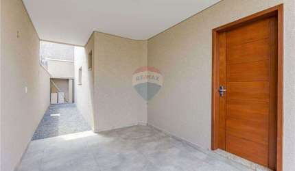 Sobrado para venda em Campo De Santana de 125.00m² com 3 Quartos, 1 Suite e 2 Garagens