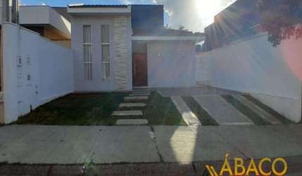 Casa para venda em Parque Espraiado de 110.00m² com 3 Quartos, 1 Suite e 2 Garagens