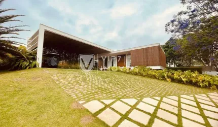 Casa para venda em Lago Azul Condomínio e Golfe Clube de 448.70m² com 3 Quartos, 3 Suites e 4 Garagens