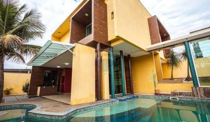 Casa para venda em Jardim Esplanada de 381.50m² com 4 Quartos, 4 Suites e 6 Garagens