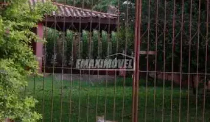 Casa de Condomínio para venda em Centro de 220.00m² com 3 Quartos, 1 Suite e 7 Garagens