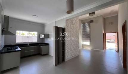 Casa para venda em Monte Belo de 330.00m² com 3 Quartos, 1 Suite e 2 Garagens