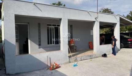 Casa para venda em Vila São Benedito de 425.00m² com 3 Quartos e 5 Garagens
