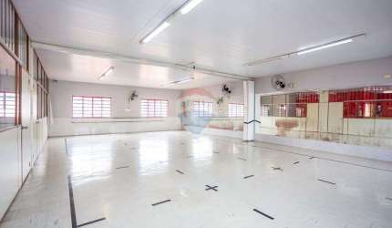 Prédio Comercial para venda em Hugo Lange de 367.00m² com 3 Quartos e 2 Garagens