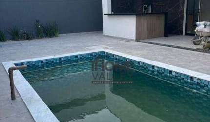 Casa de Condomínio para venda em Residencial Mont' Alcino de 220.00m² com 3 Quartos, 3 Suites e 4 Garagens