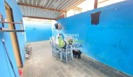 Casa para venda em Distrito Industrial de 160.00m² com 3 Quartos e 1 Garagem