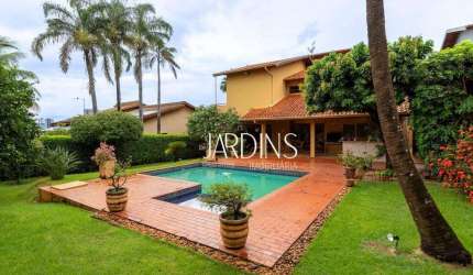 Casa para venda em Royal Park de 284.00m² com 4 Quartos, 1 Suite e 6 Garagens