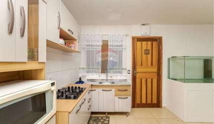 Casa para venda em Bonfim de 168.00m² com 4 Quartos, 1 Suite e 5 Garagens