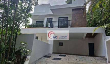 Casa de Condomínio para venda em Vila Verde de 200.00m² com 3 Quartos, 3 Suites e 4 Garagens