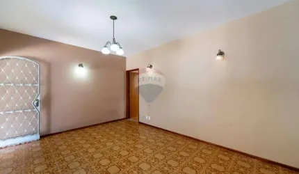 Sobrado para venda em Vila Municipal de 143.00m² com 3 Quartos, 1 Suite e 2 Garagens