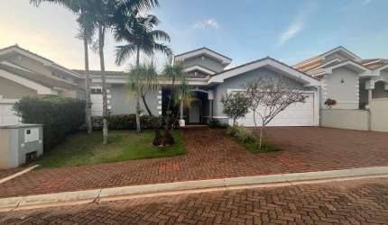 Casa de Condomínio para venda em Distrito De Bonfim Paulista de 370.00m² com 5 Quartos, 5 Suites e 4 Garagens