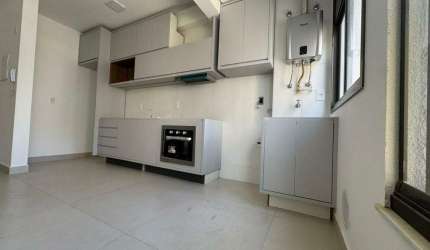 Apartamento para alugar em Jardim Santiago de 60.00m² com 2 Quartos, 1 Suite e 2 Garagens