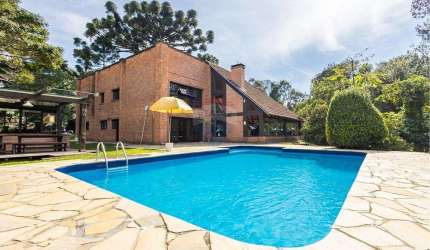Casa para alugar em Campo Magro de 450.00m² com 5 Quartos, 3 Suites e 10 Garagens