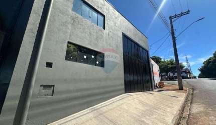Galpão / Depósito / Armazém para alugar em Cravinhos de 260.00m²