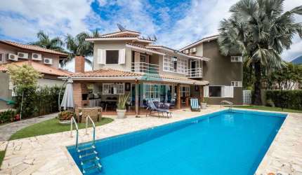 Casa para venda em Recanto Da Lagoinha de 244.00m² com 3 Quartos, 3 Suites e 4 Garagens
