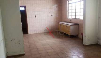 Casa para venda em Vila Vianelo de 176.00m² com 2 Quartos e 2 Garagens