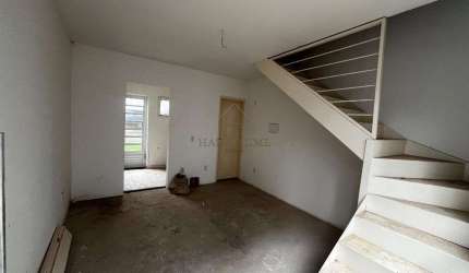 Casa de Condomínio para venda em Chácara Tropical (caucaia Do Alto) de 50.00m² com 2 Quartos e 1 Garagem