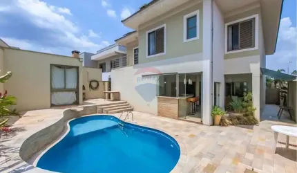 Casa para venda em Jardim Piratininga de 395.87m² com 5 Quartos e 4 Suites