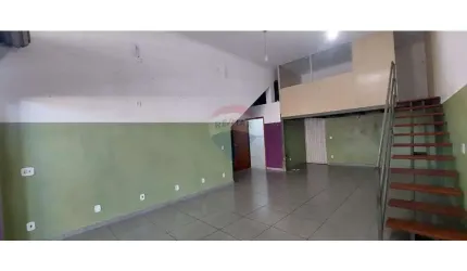 Imóvel Comercial para alugar em Jardim Amanda I de 40.00m²