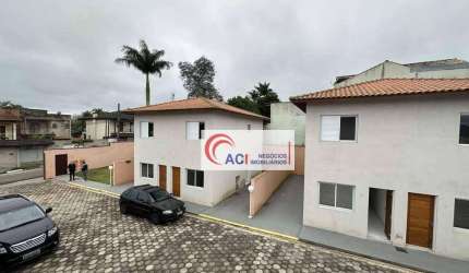 Casa de Condomínio para venda em Chácara Bel Verde de 65.00m² com 2 Quartos e 2 Garagens