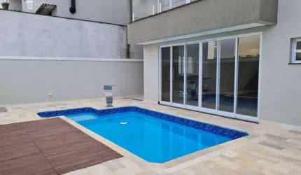 Casa de Condomínio para venda em Fazenda Rodeio de 250.00m² com 3 Quartos, 3 Suites e 4 Garagens